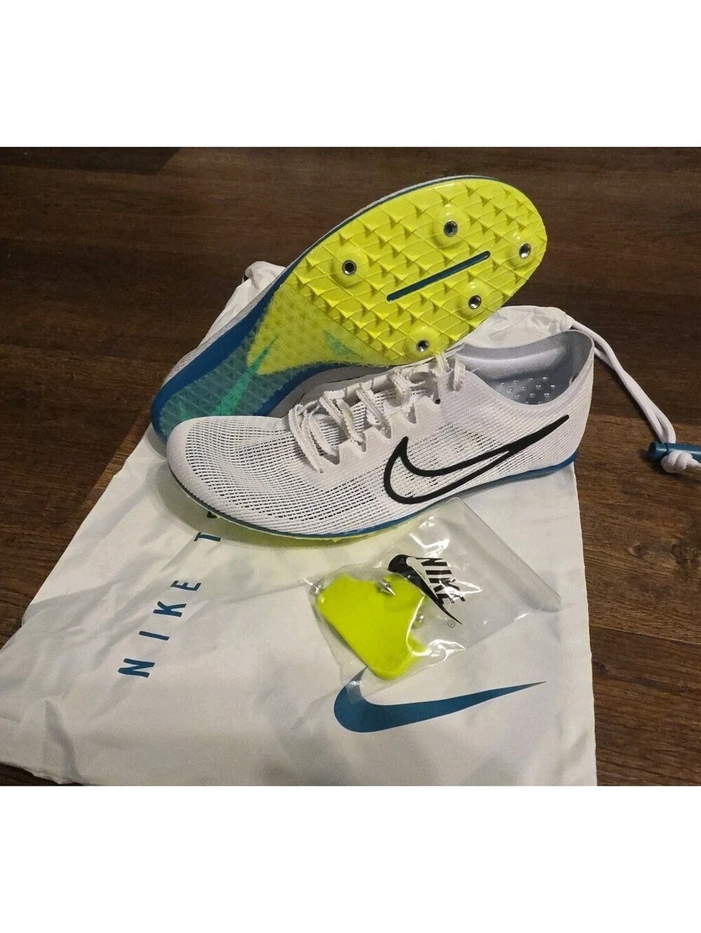 Size 8.5 Nike Zoom Mamba 6 Track & Field Distance Spikes DR2733-102 Men's - Picture 1 of 10